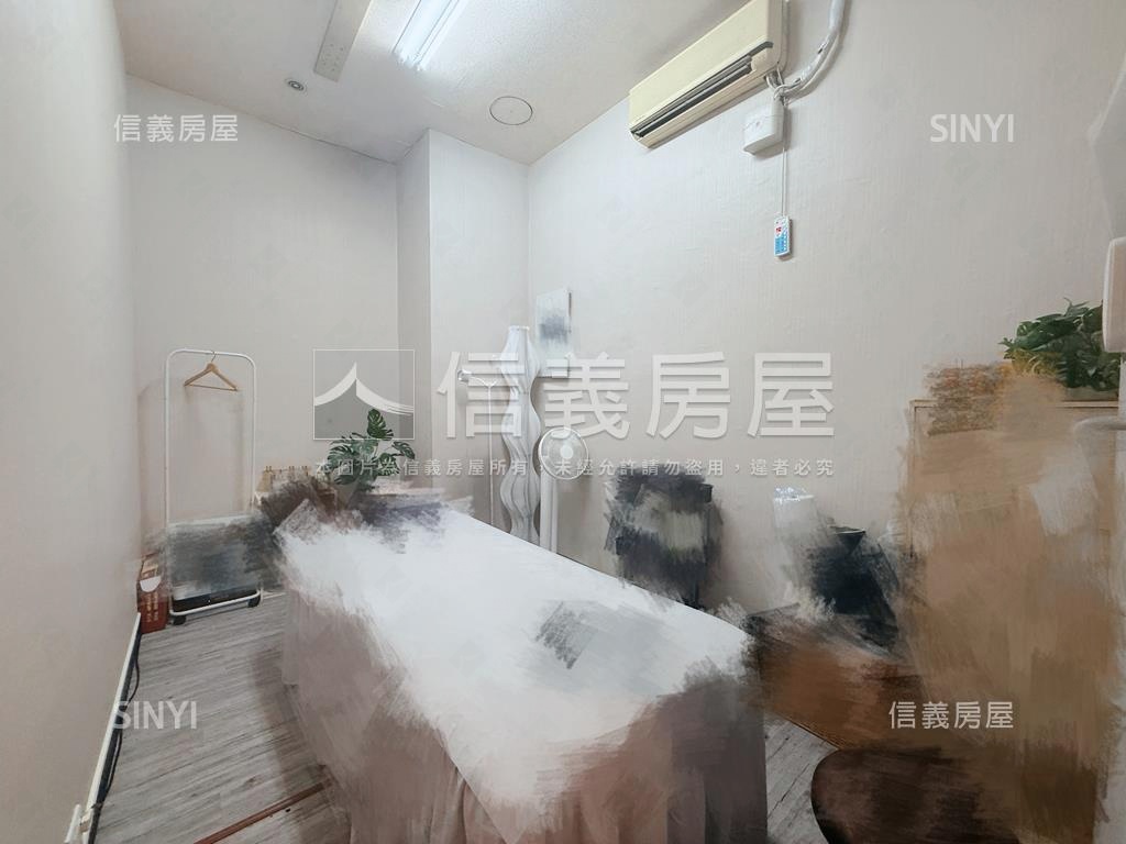 五期臨約２０米路寬金店面房屋室內格局與周邊環境