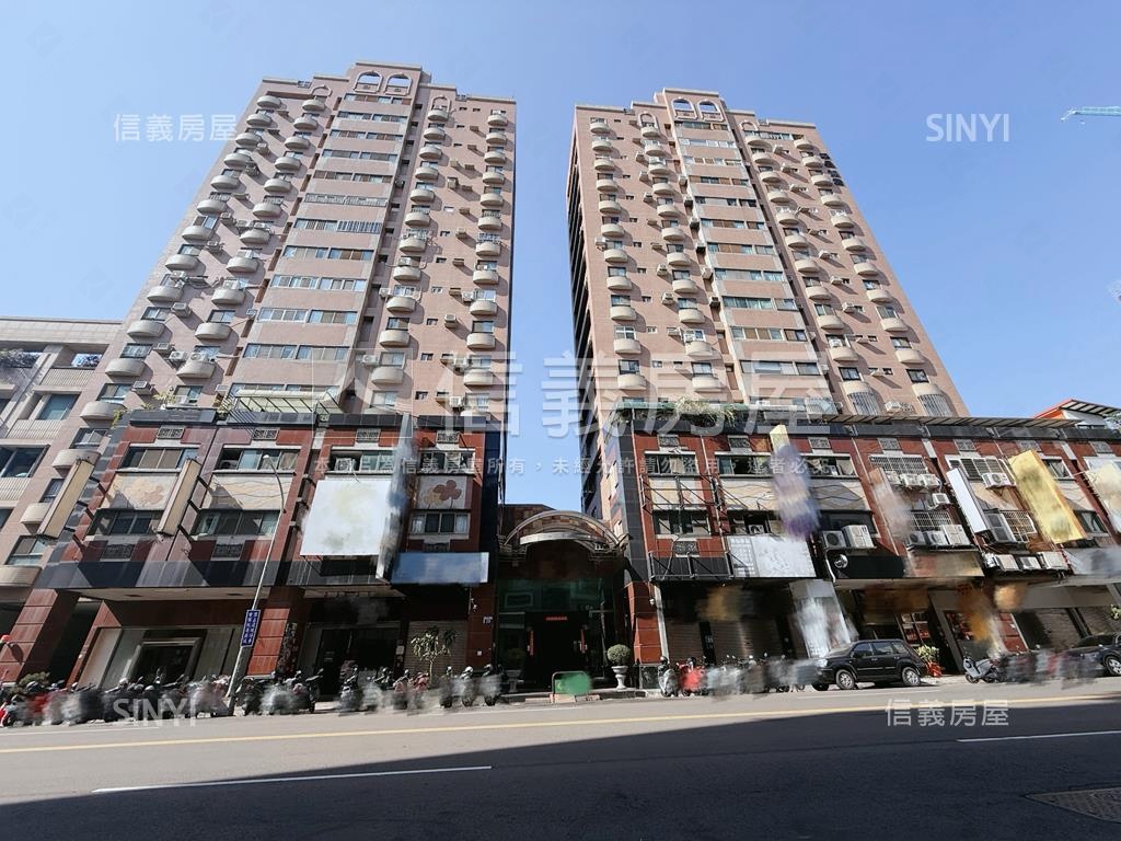 五期臨約２０米路寬金店面房屋室內格局與周邊環境