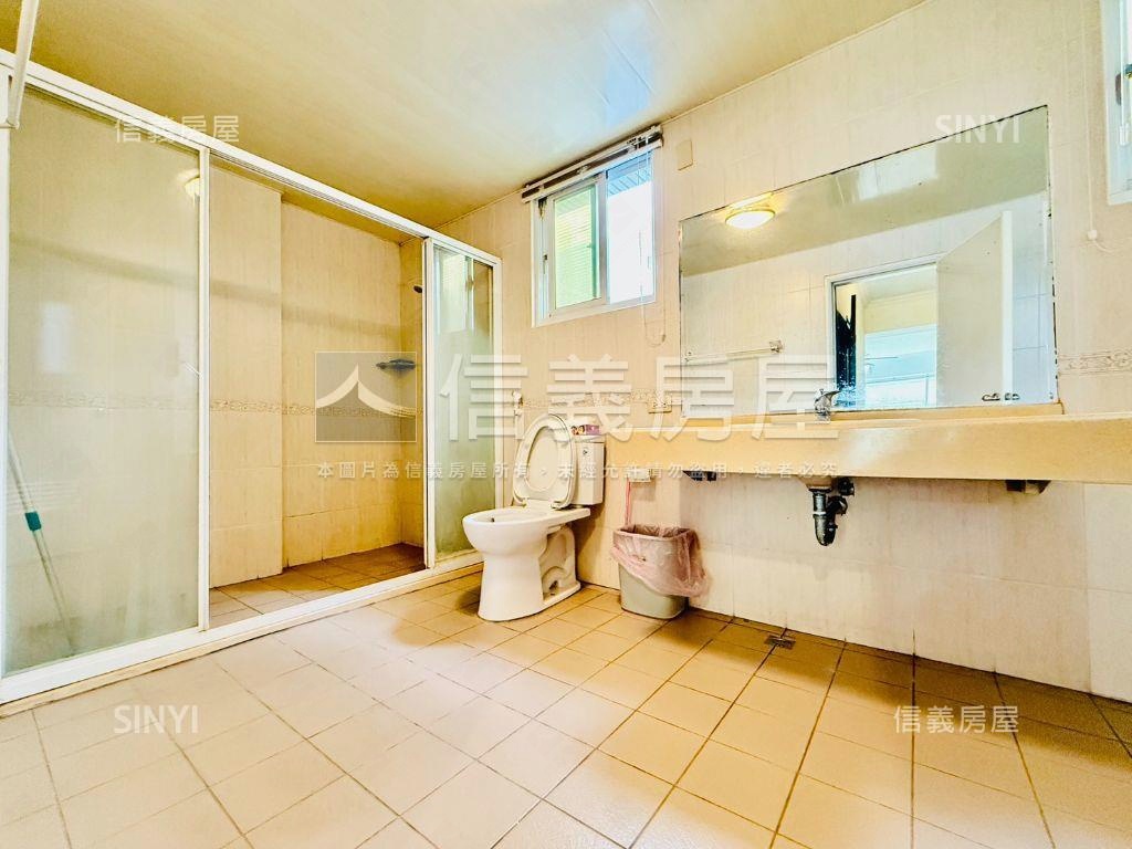 鄭仔寮｜皇龍中庭花園車墅房屋室內格局與周邊環境