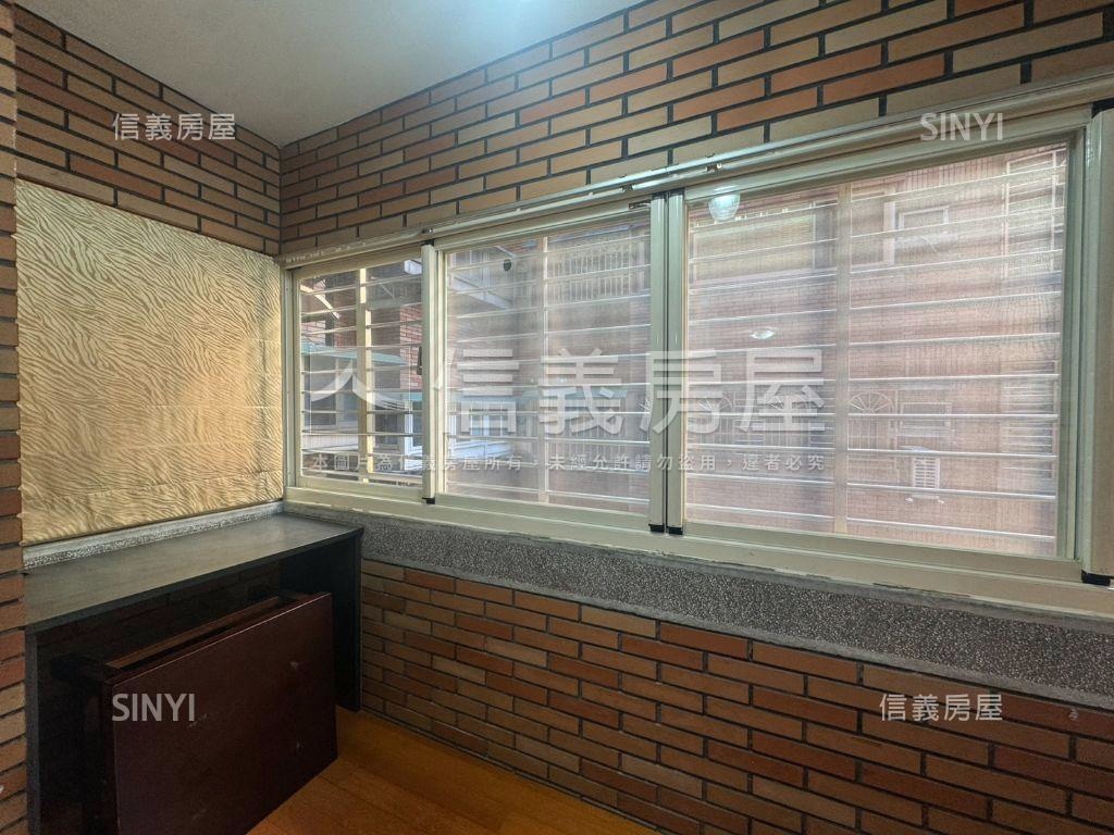 麗緻雅都大三房房屋室內格局與周邊環境