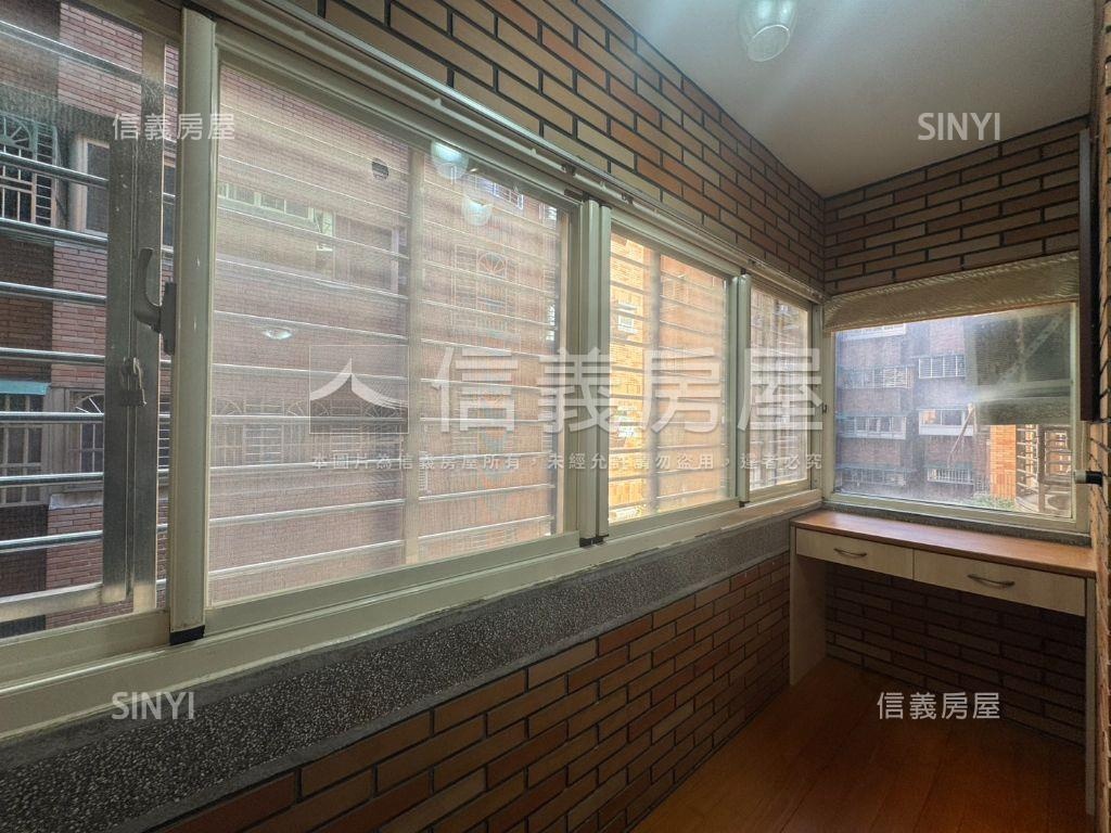 麗緻雅都大三房房屋室內格局與周邊環境