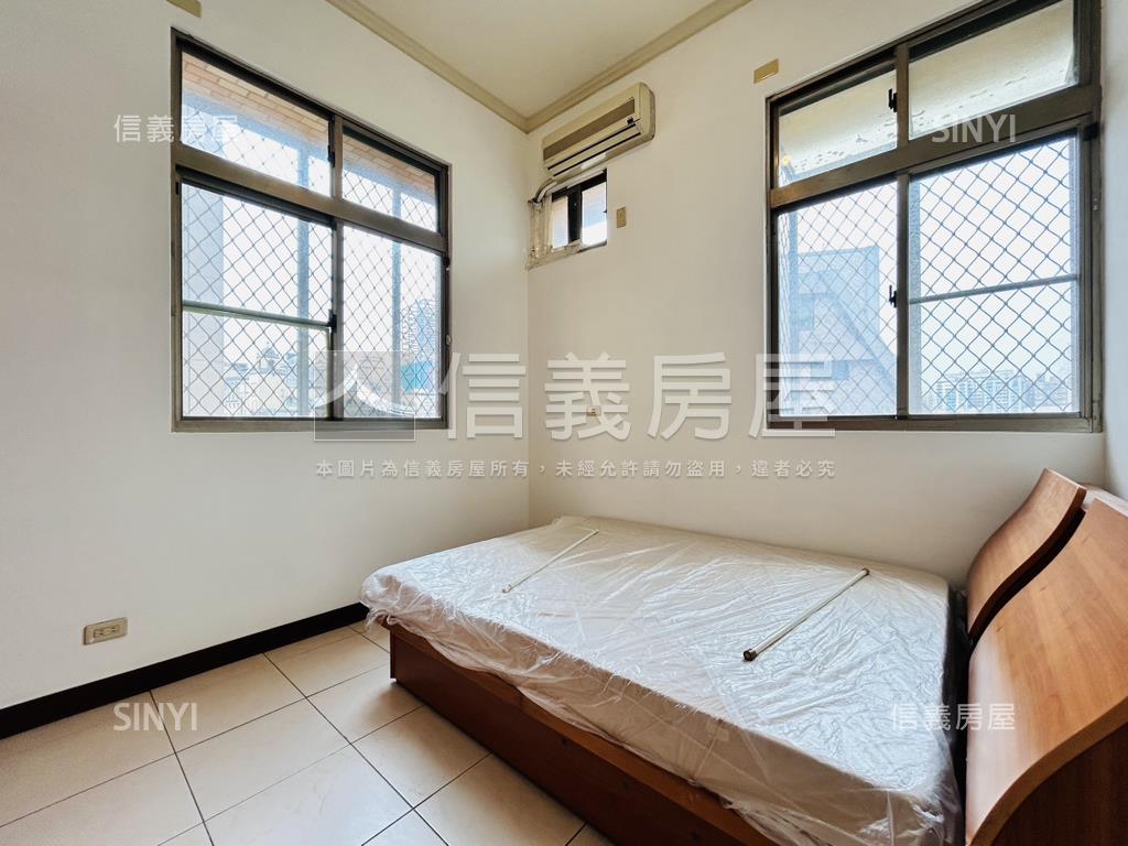 雙連捷運邊間４房＋車位房屋室內格局與周邊環境