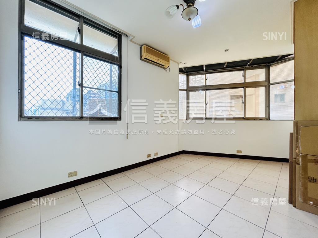 雙連捷運邊間４房＋車位房屋室內格局與周邊環境