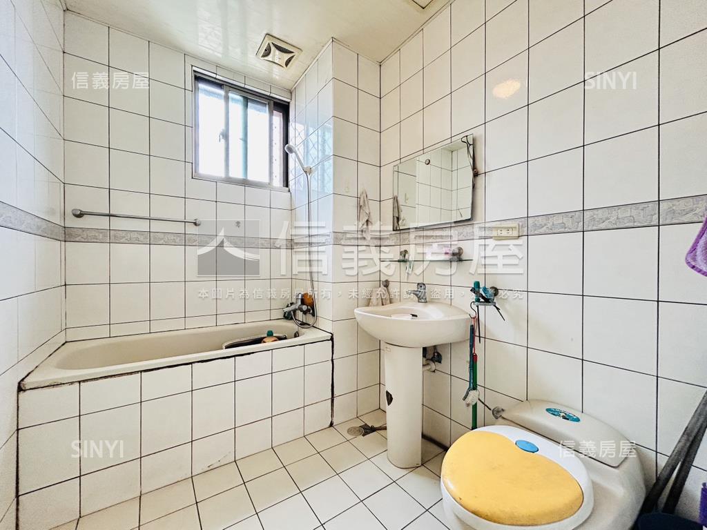 雙連捷運邊間４房＋車位房屋室內格局與周邊環境