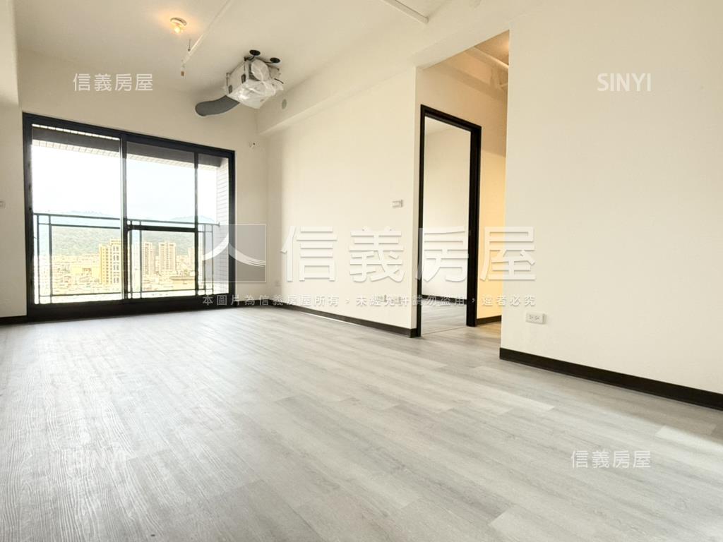 昕光之櫻次頂樓兩房兩衛房屋室內格局與周邊環境