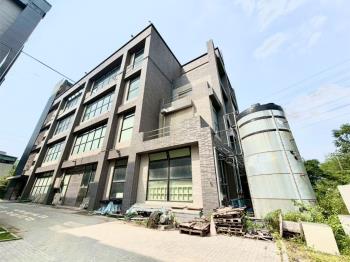 三峽介壽挑高方正廠辦４Ｆ