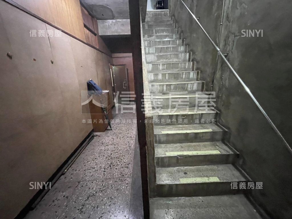 大同路一段店面房屋室內格局與周邊環境