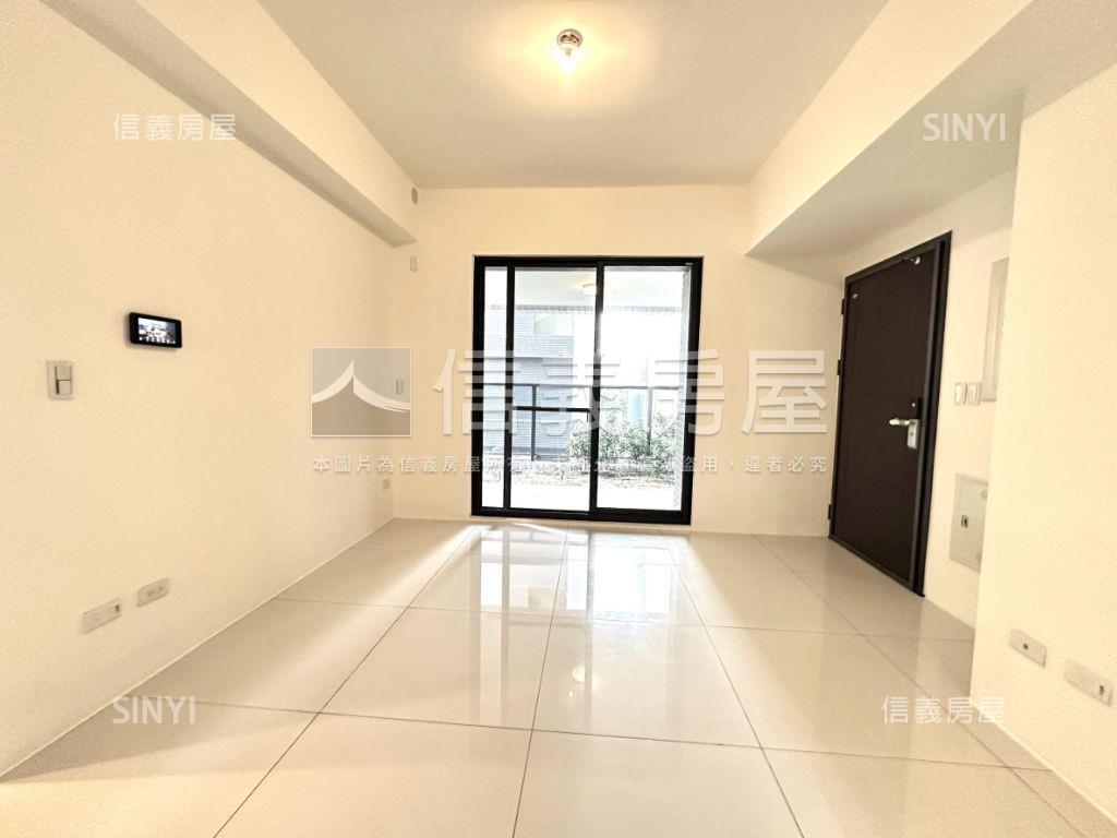 【巨蛋精選】２房２衛平車房屋室內格局與周邊環境