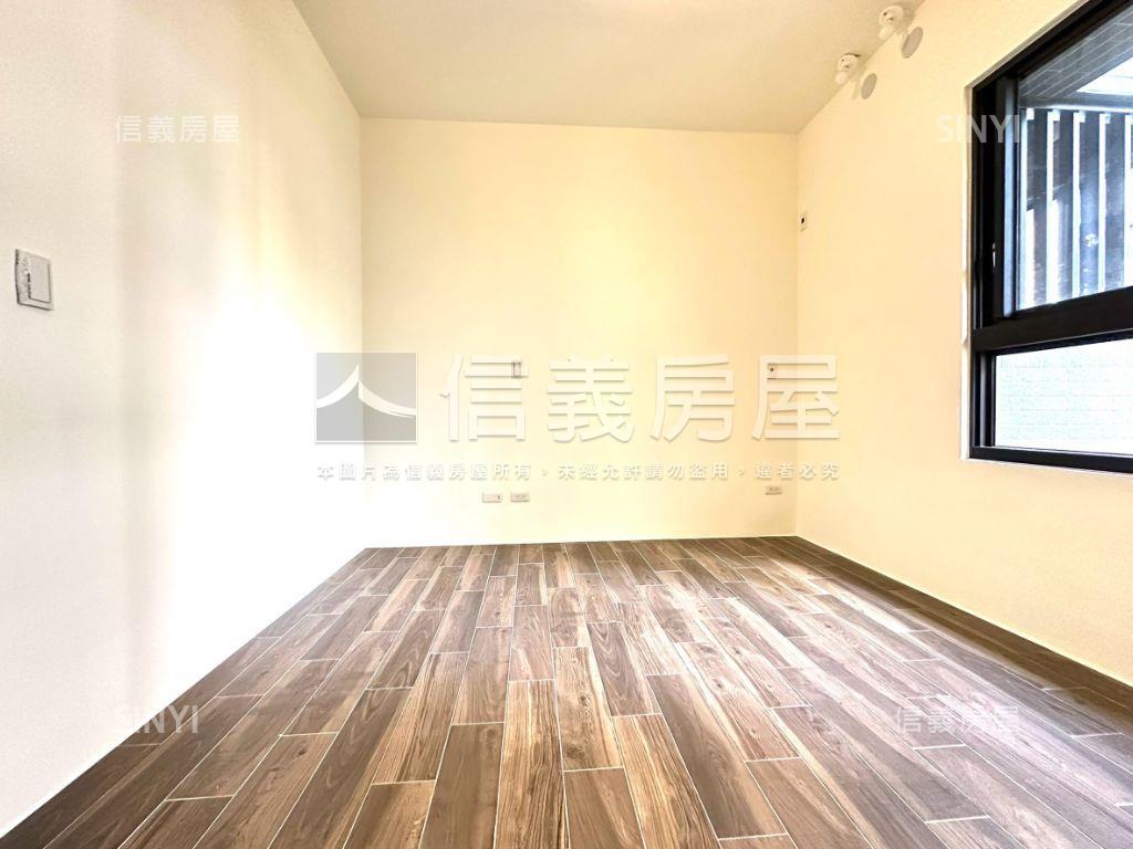 【巨蛋精選】２房２衛平車房屋室內格局與周邊環境