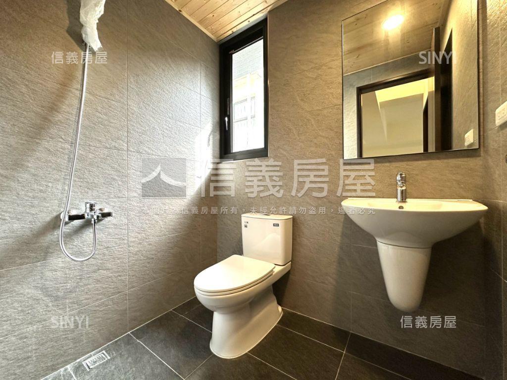 【巨蛋精選】２房２衛平車房屋室內格局與周邊環境