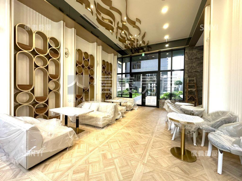 【巨蛋精選】２房２衛平車房屋室內格局與周邊環境