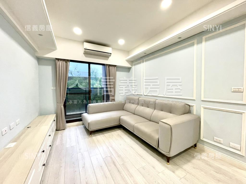 孩子王美裝潢平面車位房屋室內格局與周邊環境