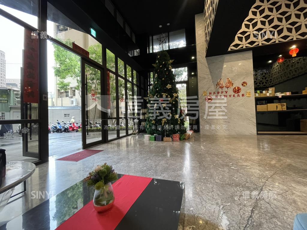 孩子王美裝潢平面車位房屋室內格局與周邊環境