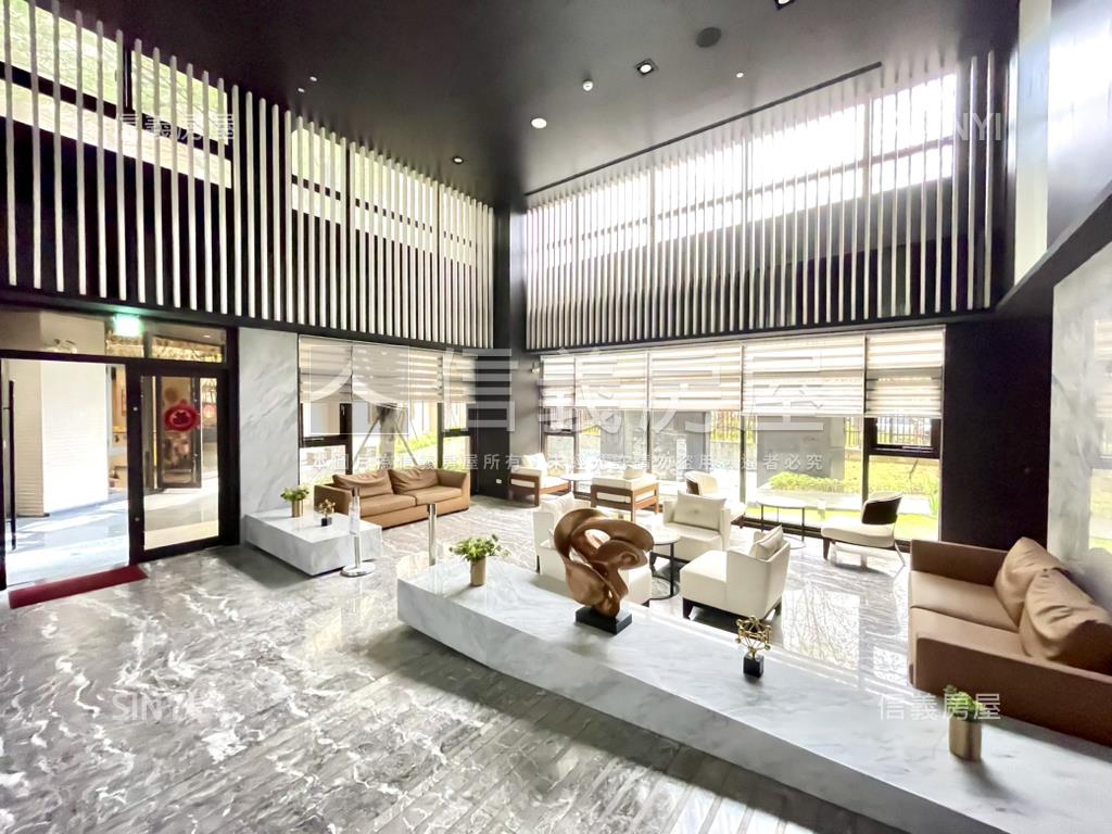 孩子王美裝潢平面車位房屋室內格局與周邊環境