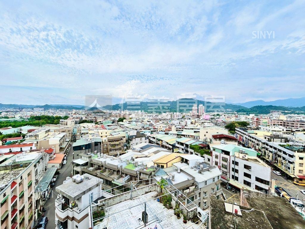 低總價３房平車位房屋室內格局與周邊環境