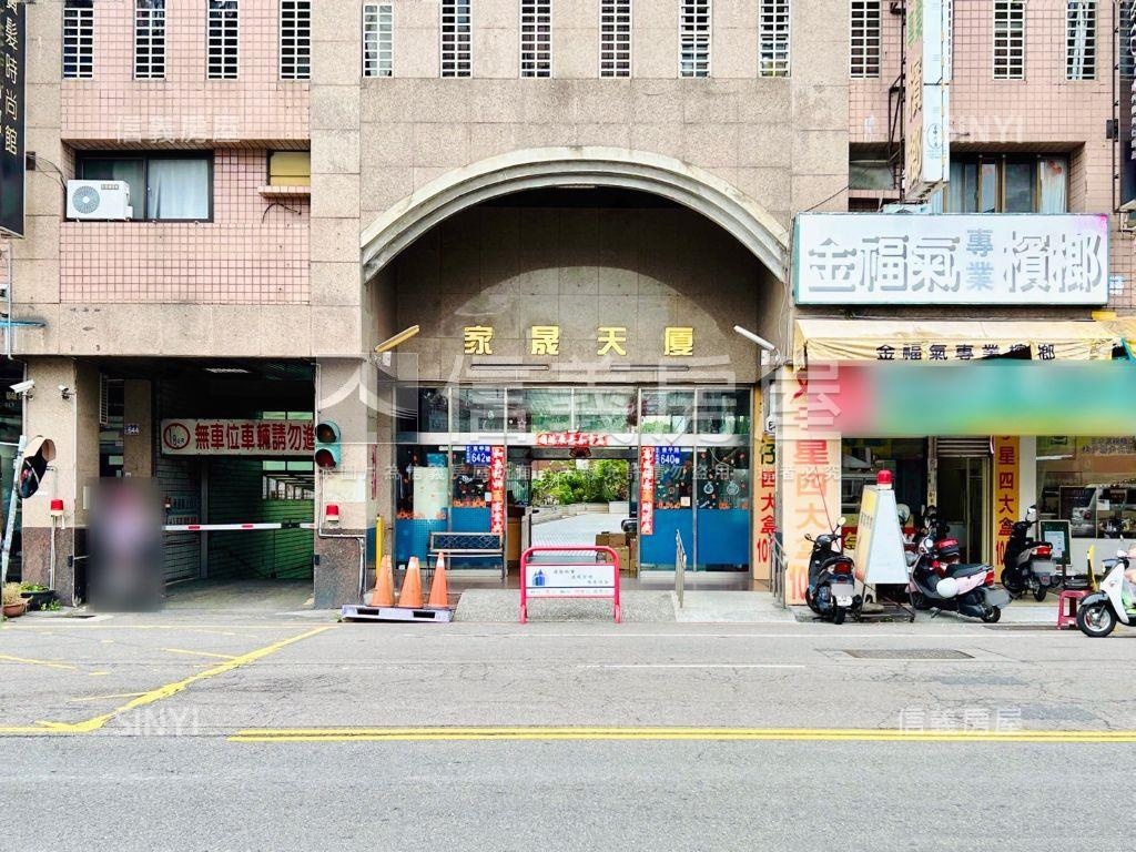 低總價３房平車位房屋室內格局與周邊環境
