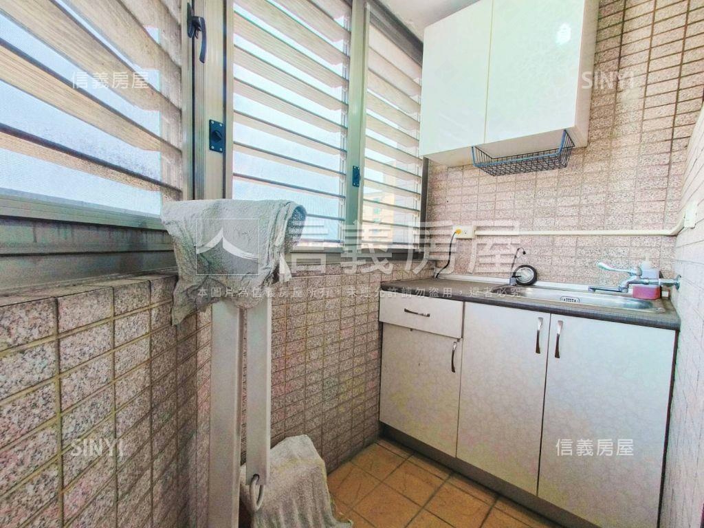 藝術貴族高樓美套房房屋室內格局與周邊環境