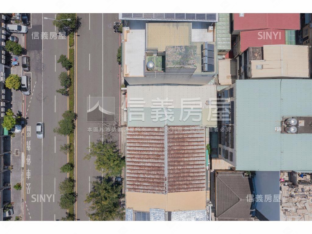 西區投報置產臨路透店房屋室內格局與周邊環境