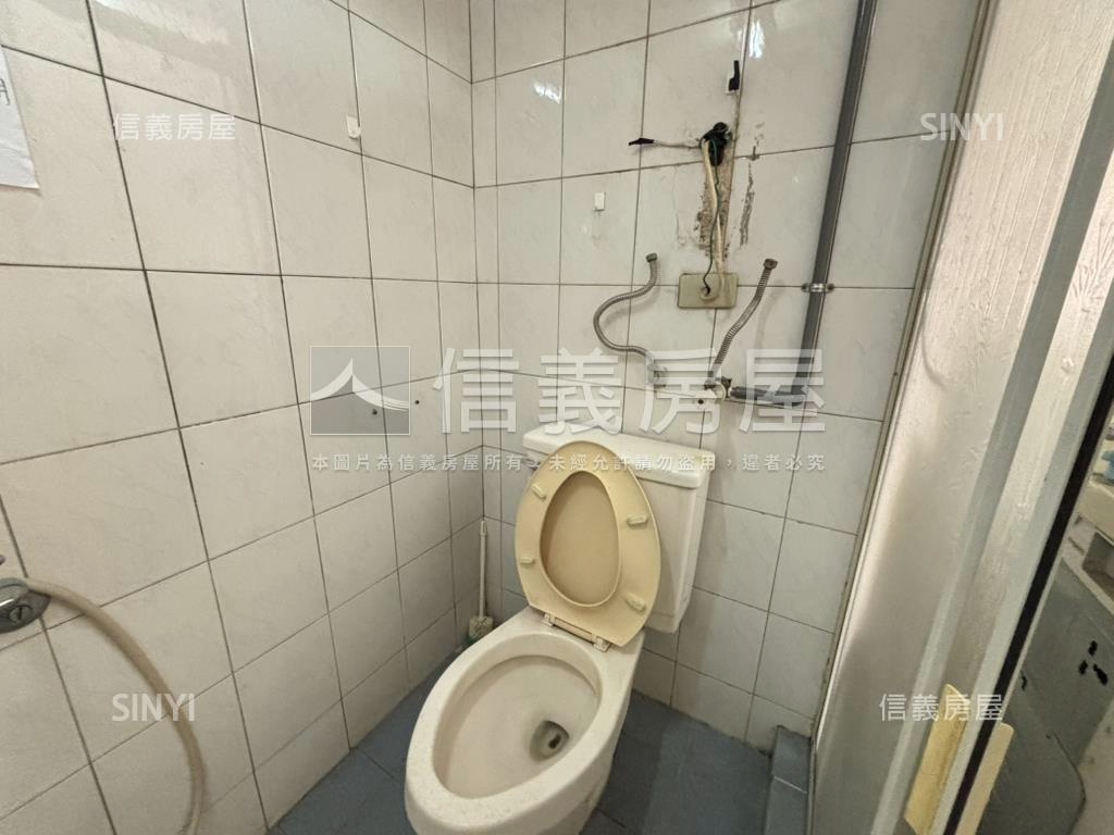 南應大電梯套房房屋室內格局與周邊環境