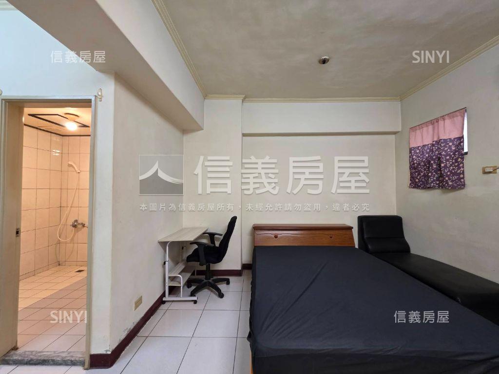 專任台北皇家溫馨小宅房屋室內格局與周邊環境