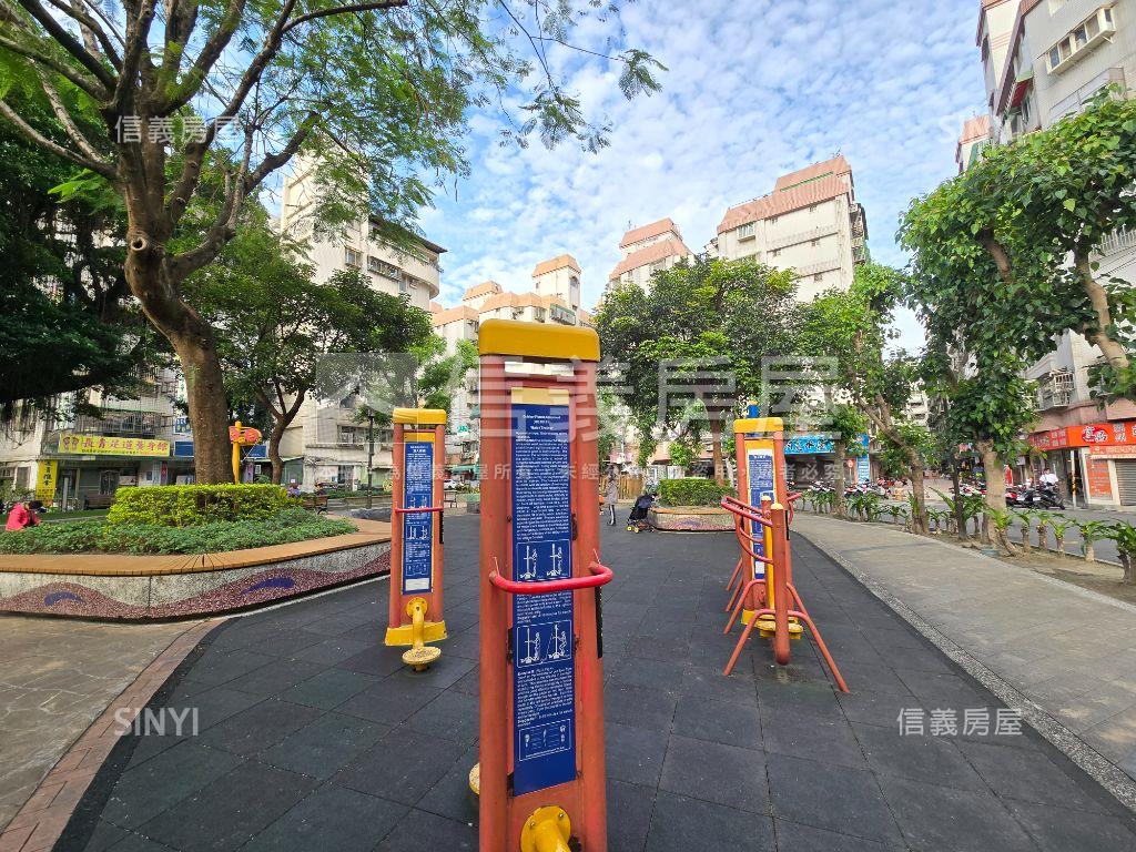 專任台北皇家溫馨小宅房屋室內格局與周邊環境