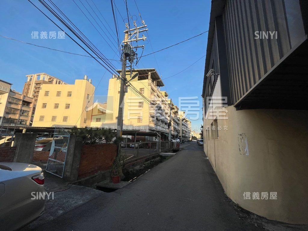 大地坪雙併透天房屋室內格局與周邊環境