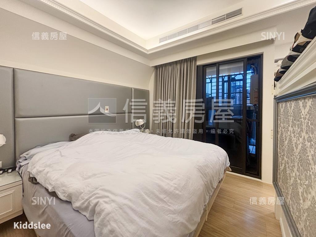 這是二時代高樓後棟房屋室內格局與周邊環境