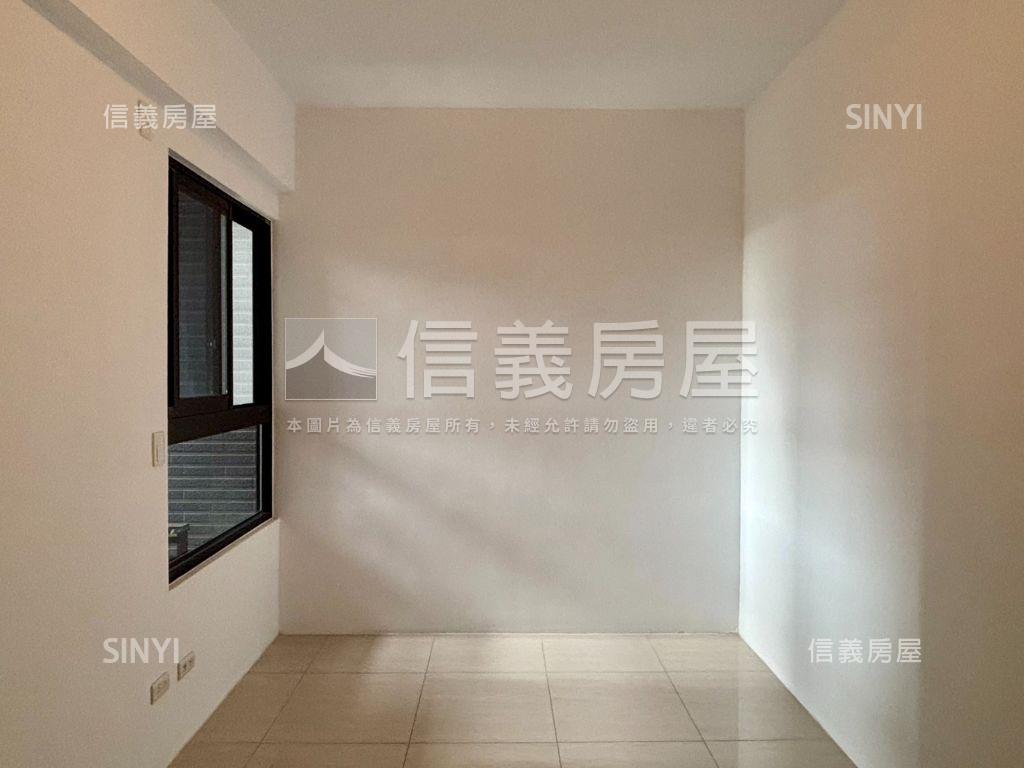 璀璨港灣極致美學兩房平車房屋室內格局與周邊環境