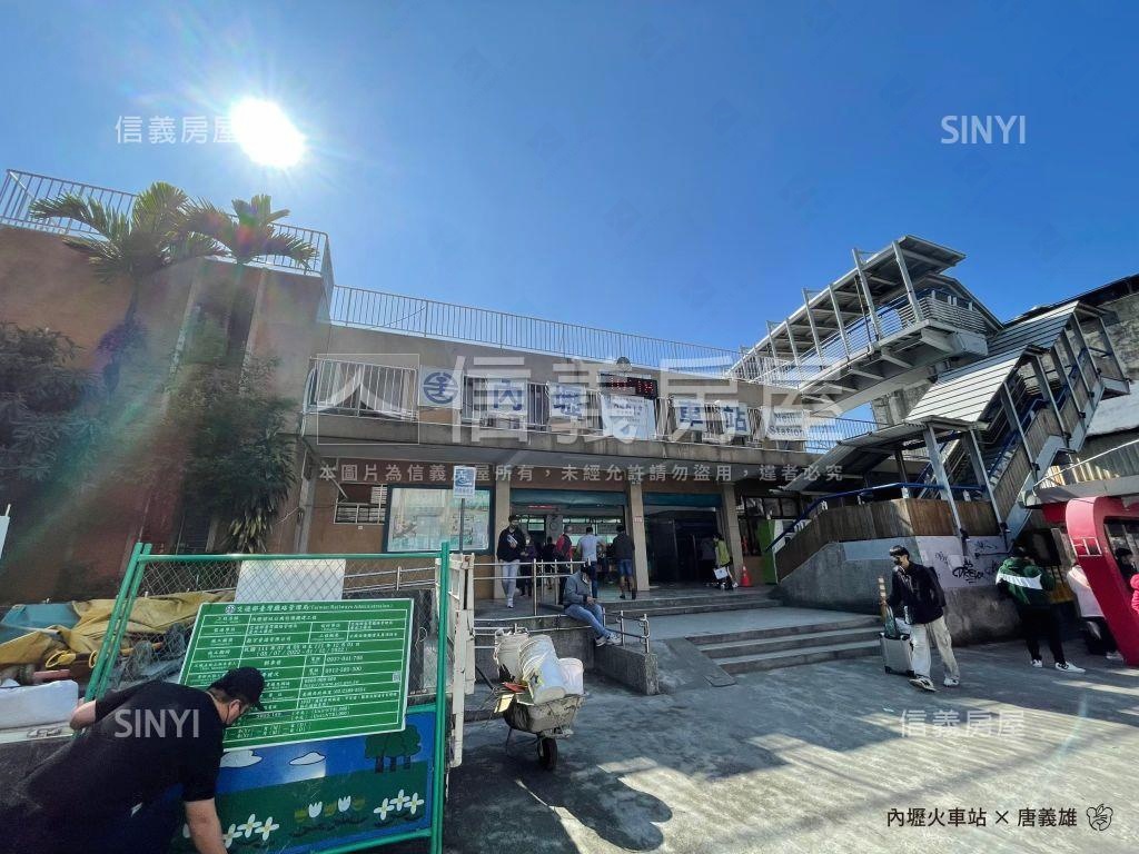 自立優景稀有四房平面車位房屋室內格局與周邊環境