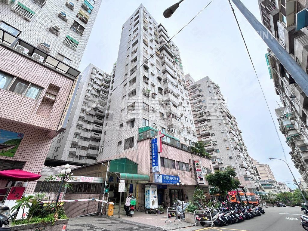 ★中科四房次頂樓附車位★房屋室內格局與周邊環境