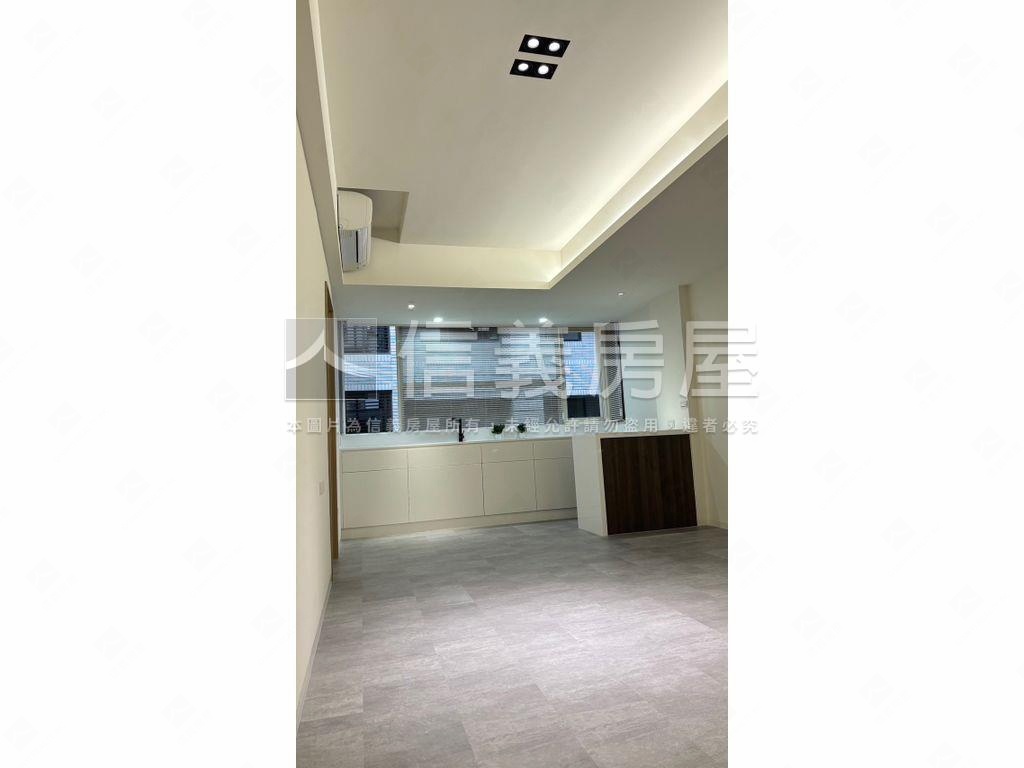 近捷運美妝精品兩房房屋室內格局與周邊環境