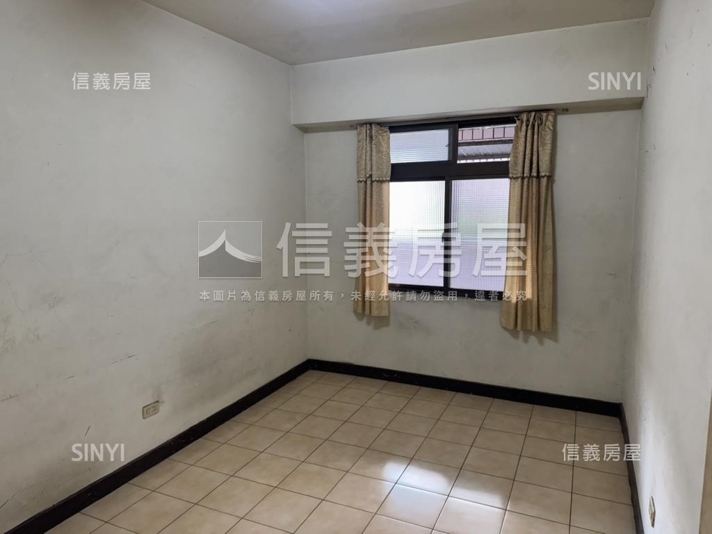重新整理！採光正三房含車房屋室內格局與周邊環境