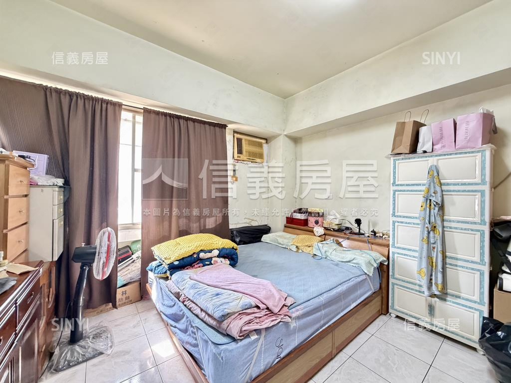 奔馳三星三面採光三房平車房屋室內格局與周邊環境