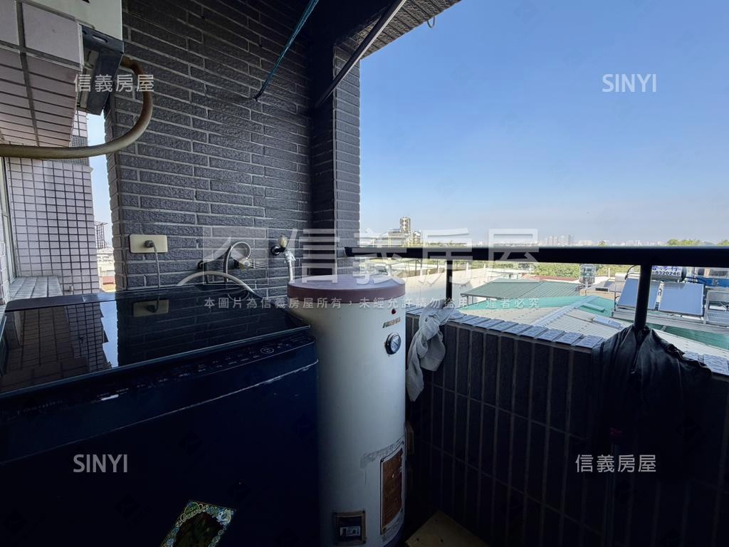 奔馳三星三面採光三房平車房屋室內格局與周邊環境