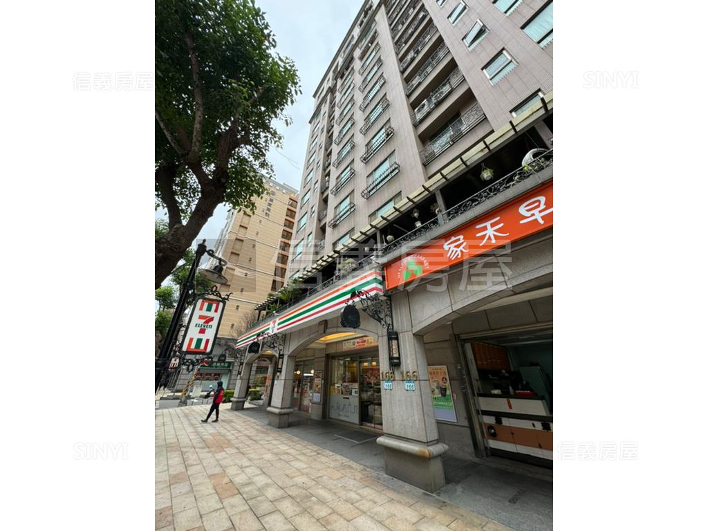 奉化路黃金店面房屋室內格局與周邊環境