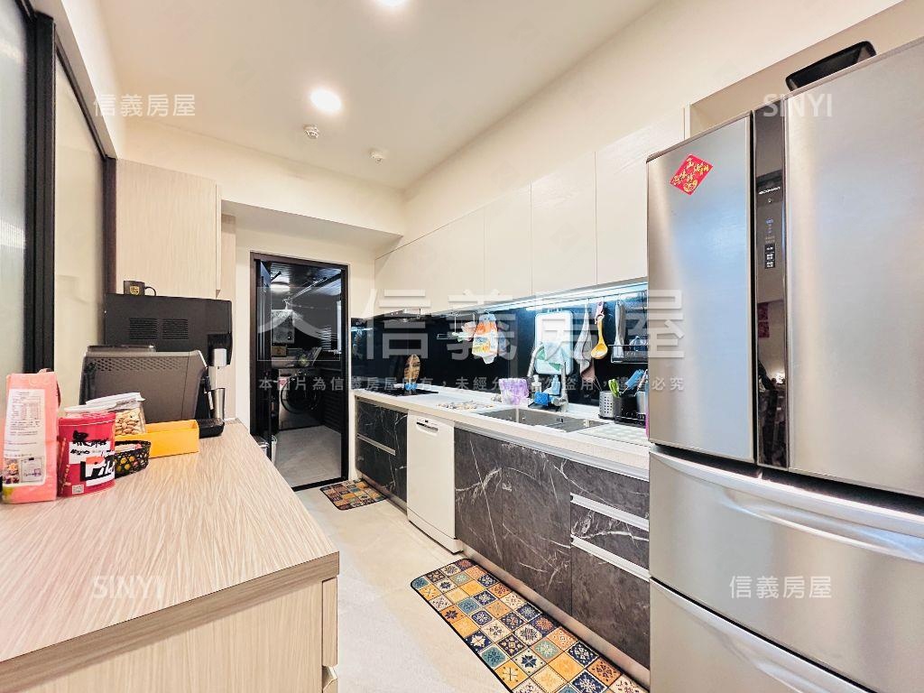 大清卓越挑高庭院戶房屋室內格局與周邊環境