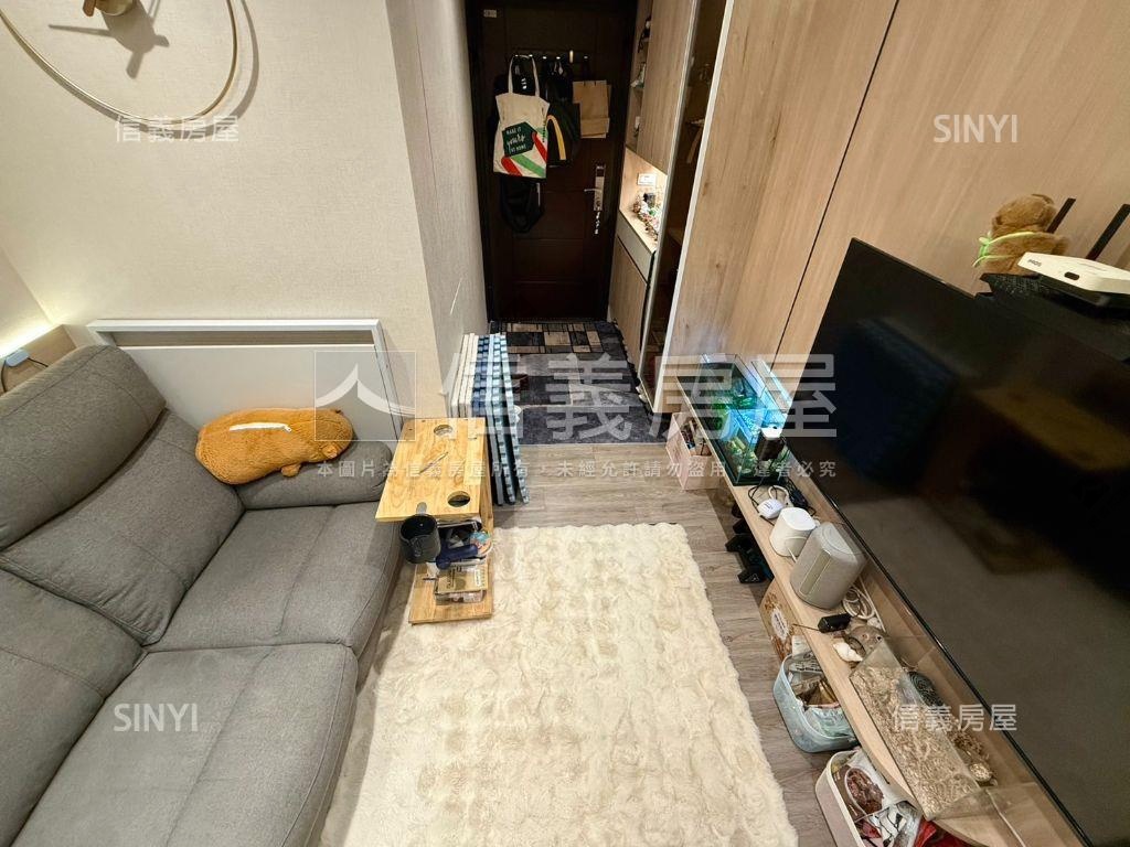 近捷運站鋼骨裝潢溫馨兩房房屋室內格局與周邊環境