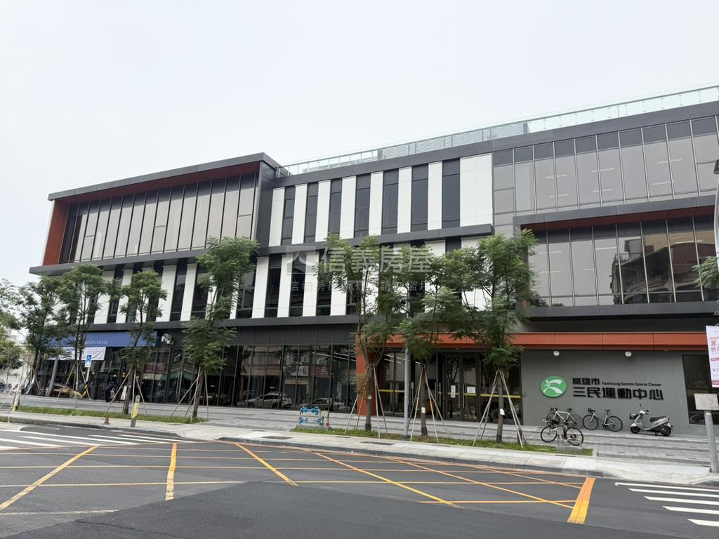 陽明學區騎樓式透天房屋室內格局與周邊環境