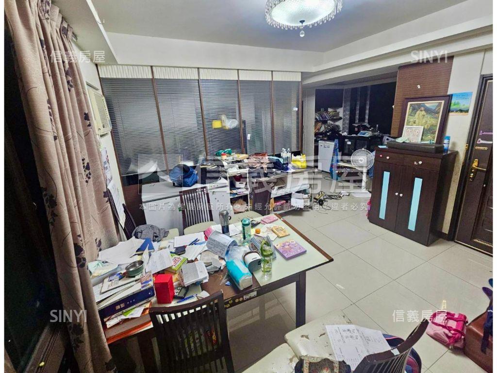 雙衛浴開窗三房平車房屋室內格局與周邊環境