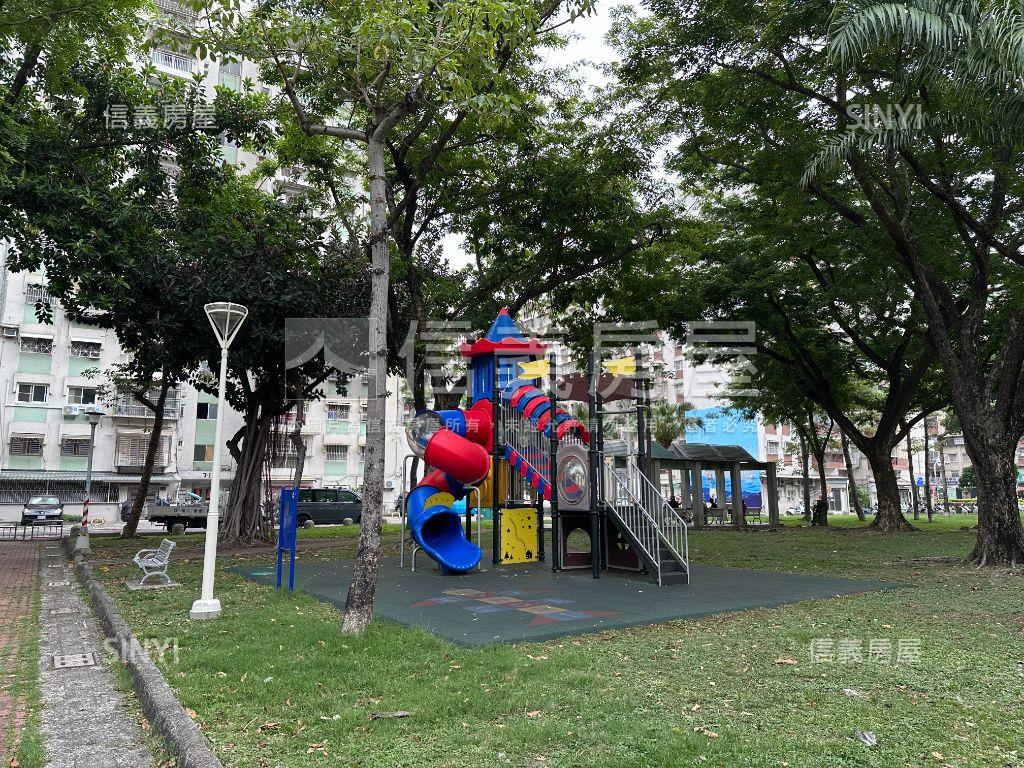 近美術館美宅房屋室內格局與周邊環境