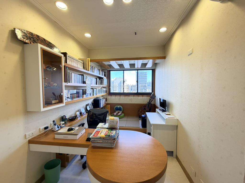馥華大台北高樓層房屋室內格局與周邊環境