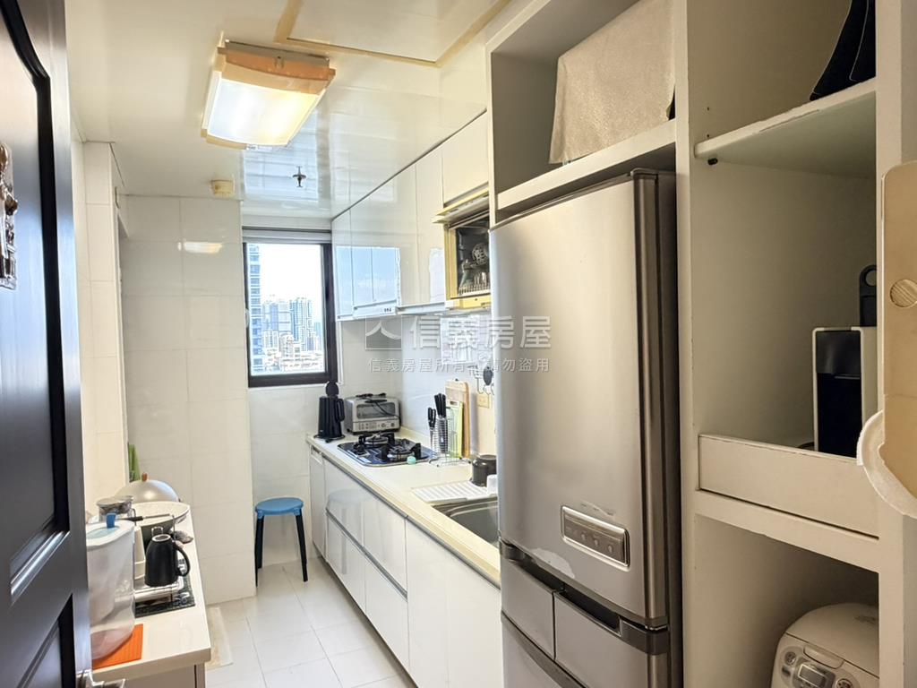 馥華大台北高樓層房屋室內格局與周邊環境