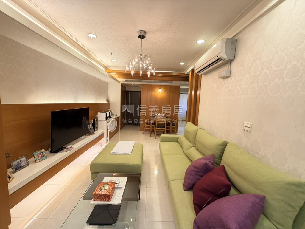 馥華大台北高樓層房屋室內格局與周邊環境