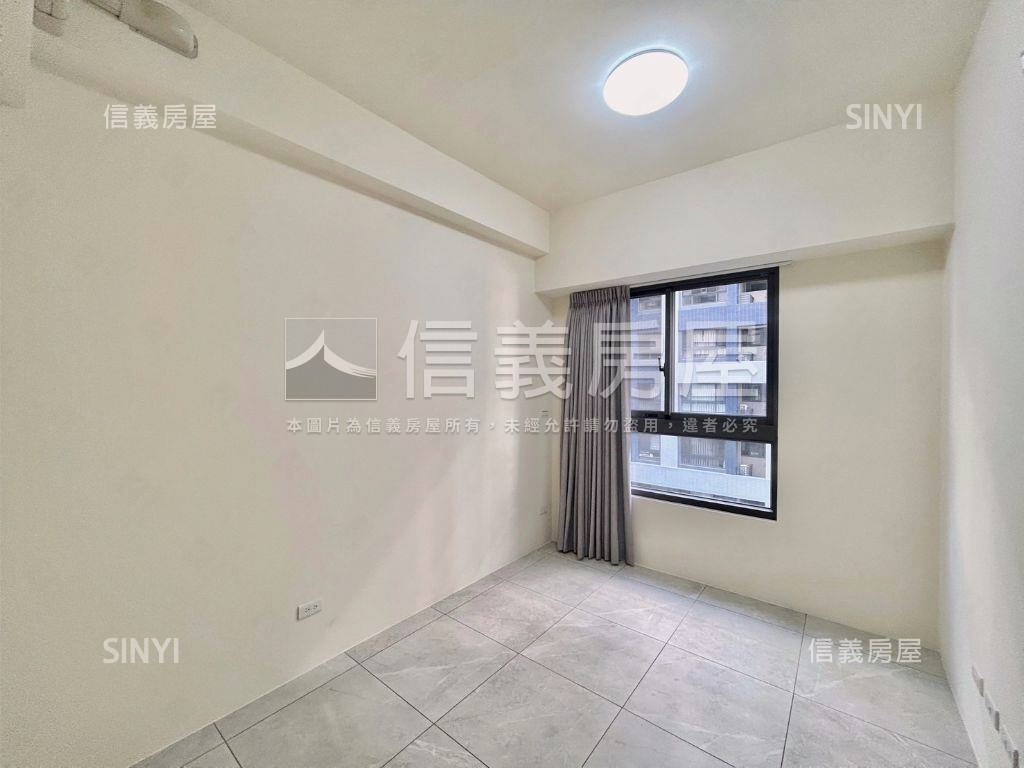 星都滙Ａ區附車位房屋室內格局與周邊環境