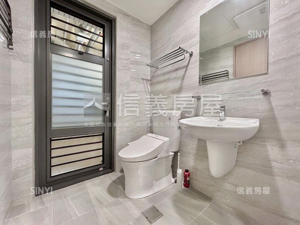 星都滙Ａ區附車位房屋室內格局與周邊環境