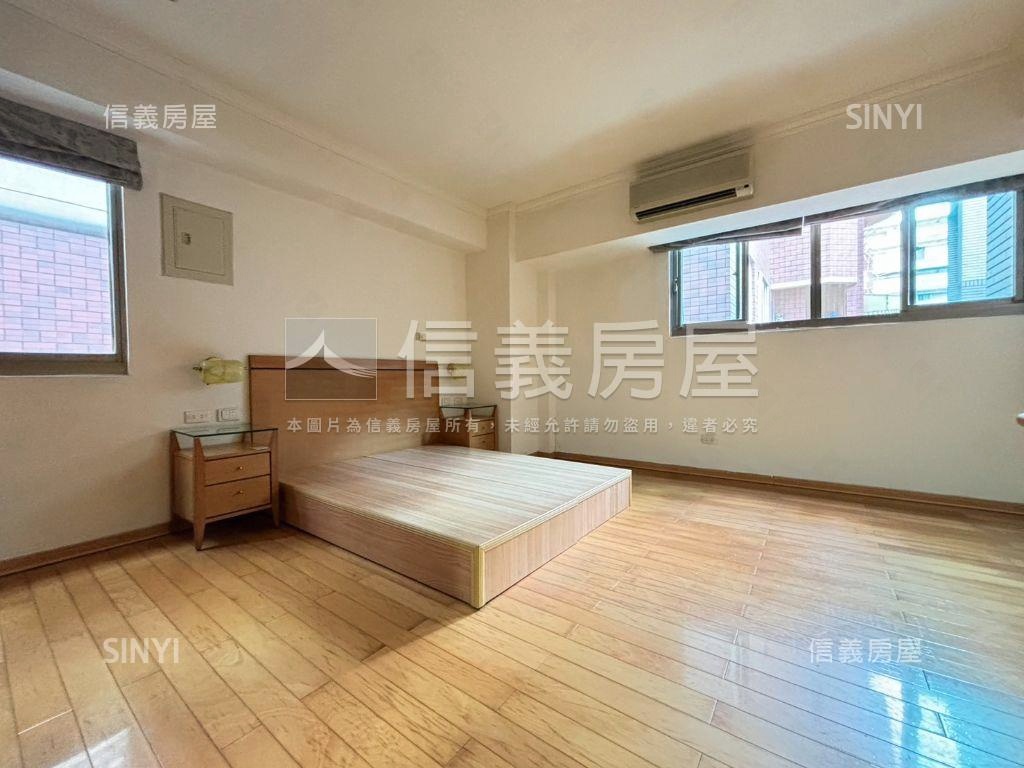 東區長榮核心一品套房房屋室內格局與周邊環境