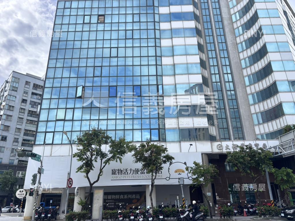 七賢二路角窗正路店霸房屋室內格局與周邊環境