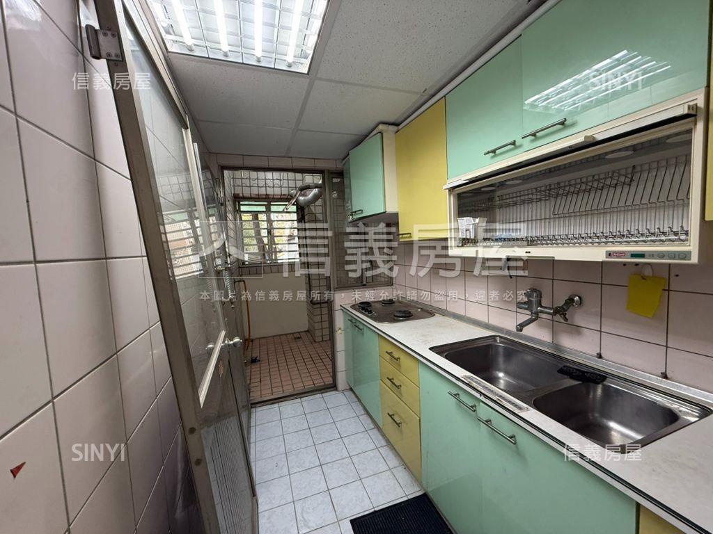 精選美堤花園一樓房屋室內格局與周邊環境