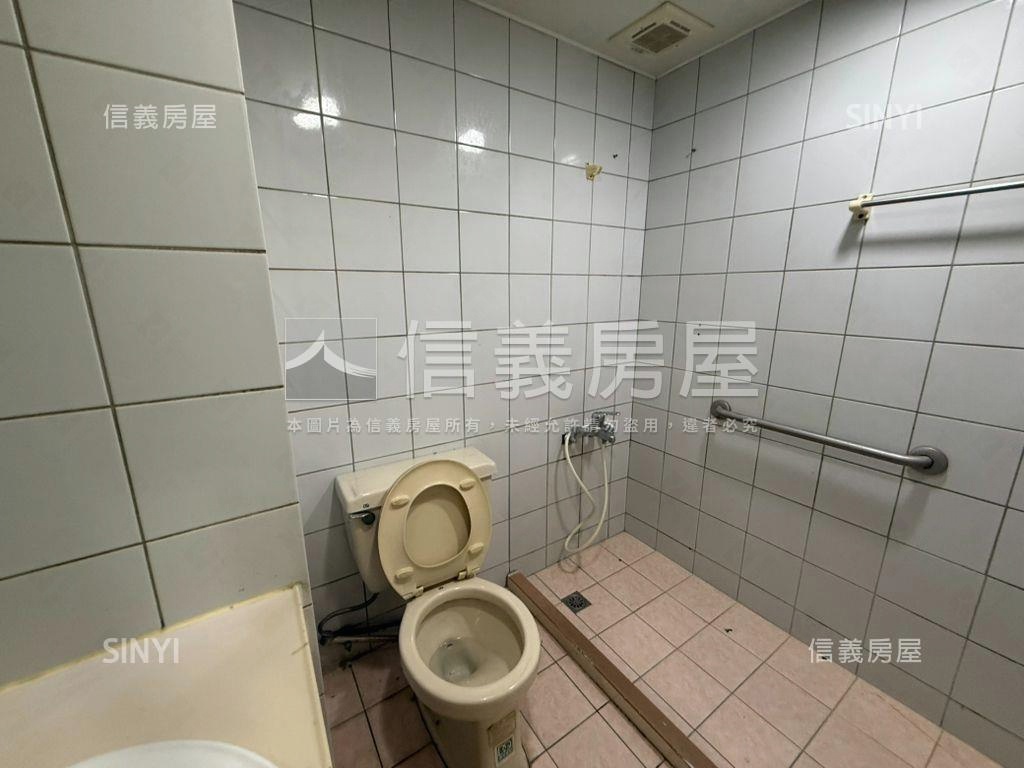 精選美堤花園一樓房屋室內格局與周邊環境