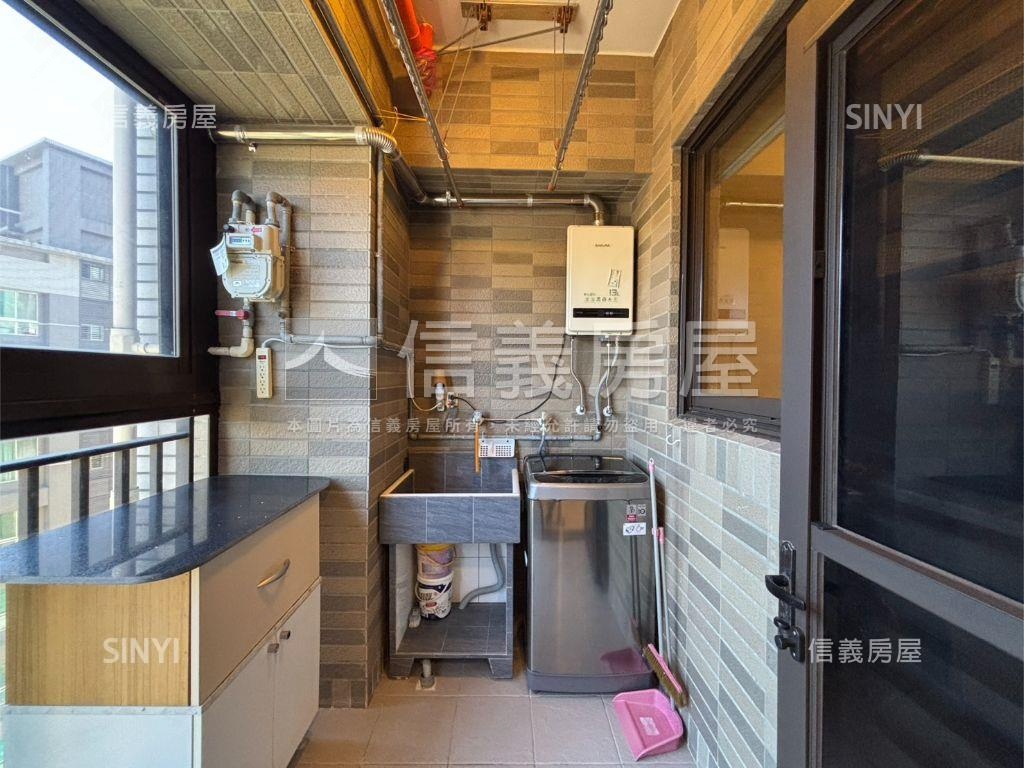 【涵萃】景觀兩房車位房屋室內格局與周邊環境